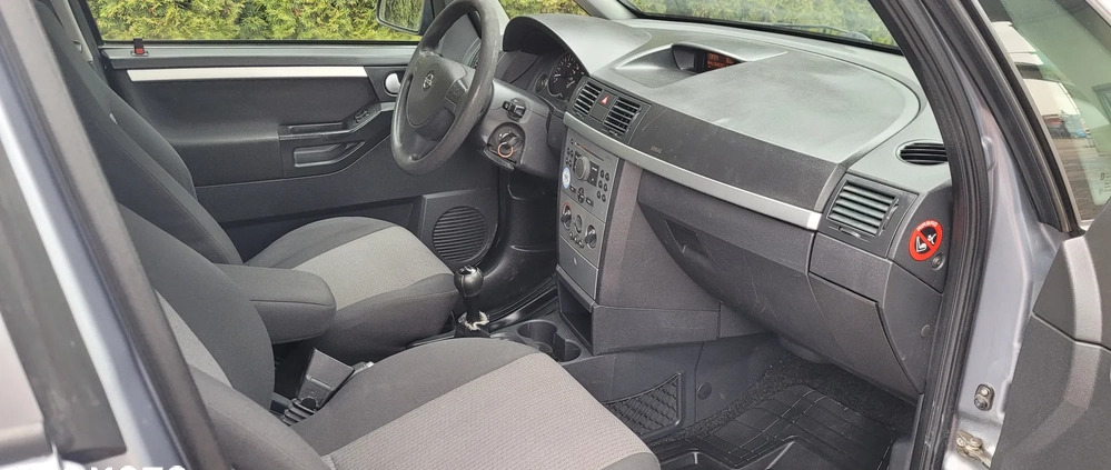 Opel Meriva cena 6999 przebieg: 300000, rok produkcji 2005 z Siedliszcze małe 37